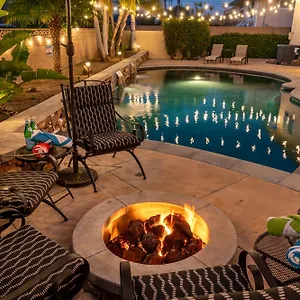 Holiday home Amazing Modern Pool House Near Disneyland, Anaheim