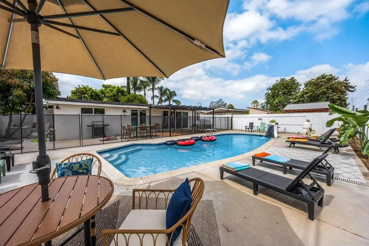אנהיים Stylish 5 Bedroom Villa With Pool Near Disney - Luxury Family Retreat
